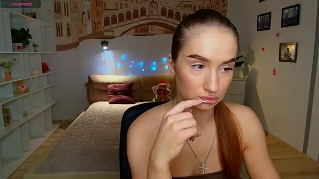 AlisaFoxis online show from July 2, 2026, 5:41 pm