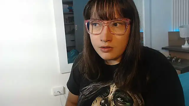 Snapshot of ValentinaGreyy chatting on June 6, 2026, 10:03 pm ValentinaGreyy online show from June 6, 2026, 10:03 pm