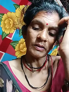 Snapshot of Cut_umang74 chatting on July 22, 2026, 11:18 pm Cut umang74 online show from July 22, 2026, 11:18 pm