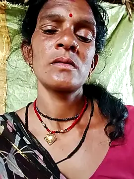 Snapshot of Cut_umang74 chatting on July 24, 2026, 10:13 am Cut umang74 online show from July 24, 2026, 10:13 am