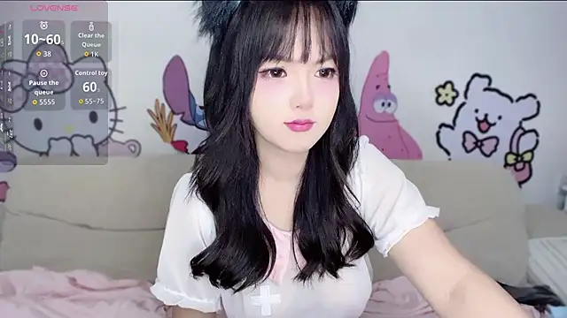 Snapshot of Lulu0one8 chatting on July 7, 2026, 1:48 pm Lulu0one8 online show from July 7, 2026, 1:48 pm