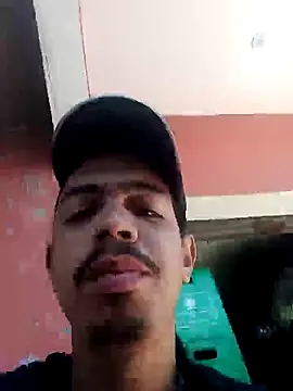 Snapshot of blanquito_leche chatting on August 6, 2026, 7:05 pm blanquito leche online show from August 6, 2026, 7:05 pm