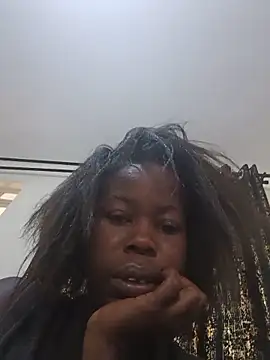 Freakyapple1 online show from June 18, 2026, 6:13 am