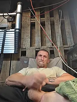 Snapshot of codeman111585 chatting on August 1, 2026, 10:36 am codeman111585 online show from August 1, 2026, 10:36 am