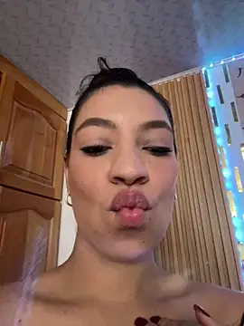 Snapshot of rubyfranco chatting on June 8, 2026, 11:05 pm rubyfranco online show from June 8, 2026, 11:05 pm