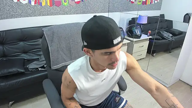 Snapshot of Jared_Cole chatting on July 8, 2026, 11:37 am Jared Cole online show from July 8, 2026, 11:37 am