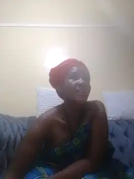Creamymom4 online show from June 19, 2026, 1:10 am