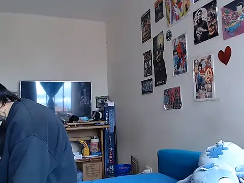 derek 44  online show from June 1, 2026, 5:36 pm