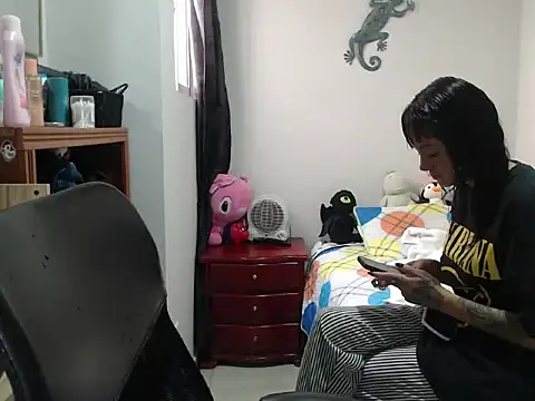hanya23  online show from June 11, 2026, 7:56 pm