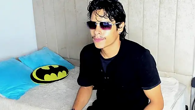 Snapshot of tommyhot7 chatting on July 10, 2026, 11:29 pm tommyhot7 online show from July 10, 2026, 11:29 pm