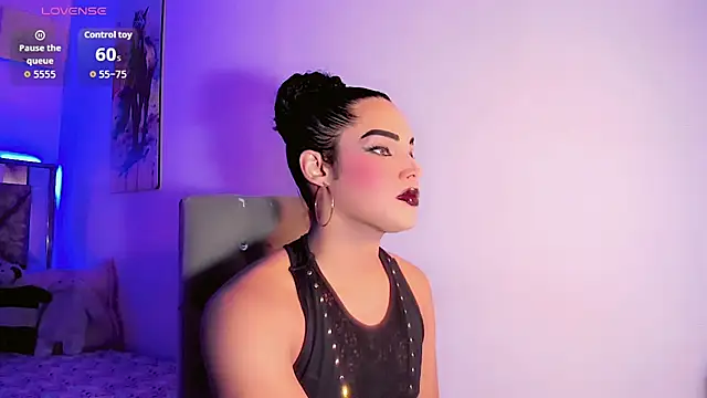 isabellaho1318 online show from June 27, 2026, 11:26 am
