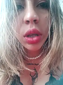 Snapshot of CleoDely chatting on July 2, 2026, 9:21 pm CleoDely online show from July 2, 2026, 9:21 pm