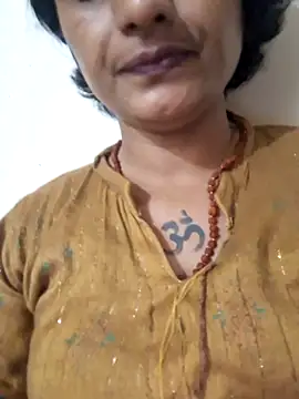 Snapshot of Miss-kuhu chatting on June 6, 2026, 7:51 pm Miss-kuhu online show from June 6, 2026, 7:51 pm