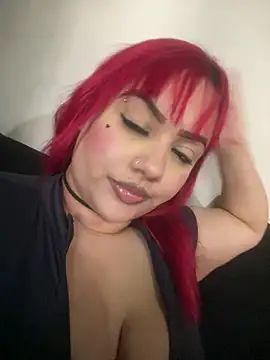 Snapshot of giih_sales03 chatting on July 21, 2026, 5:15 pm giih sales03 online show from July 21, 2026, 5:15 pm