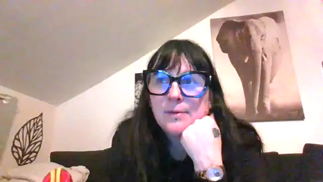 sexujuly88 online show from February 13, 2026, 10:39 pm