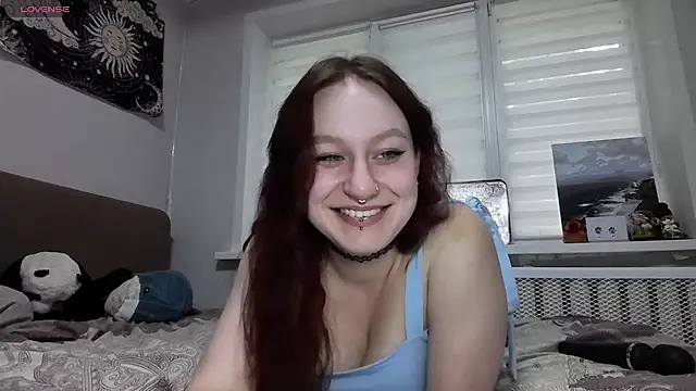 Snapshot of LoiseLovetto chatting on July 26, 2026, 1:40 pm LoiseLovetto online show from July 26, 2026, 1:40 pm