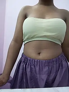 Snapshot of Hii__Alexaa chatting on June 1, 2026, 7:43 am Hii Alexaa online show from June 1, 2026, 7:43 am