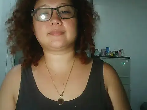 Snapshot of bitchychubby chatting on July 13, 2026, 2:09 pm bitchychubby online show from July 13, 2026, 2:09 pm