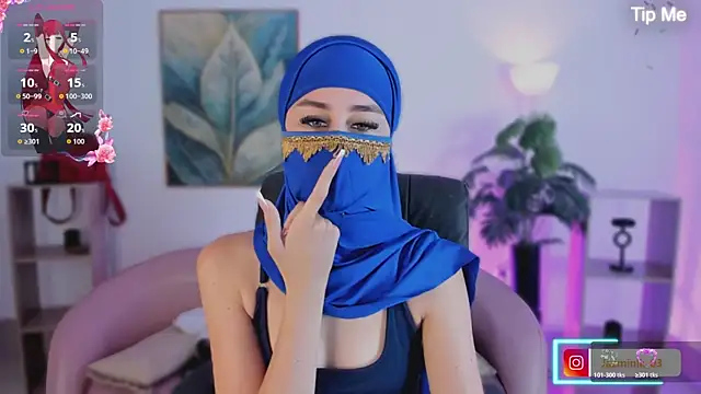 Snapshot of Alina_Malak chatting on June 8, 2026, 7:14 pm Alina Malak online show from June 8, 2026, 7:14 pm