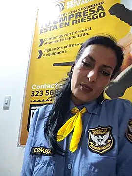 Snapshot of ALEJANDRA__28 chatting on June 19, 2026, 1:04 pm ALEJANDRA 28 online show from June 19, 2026, 1:04 pm