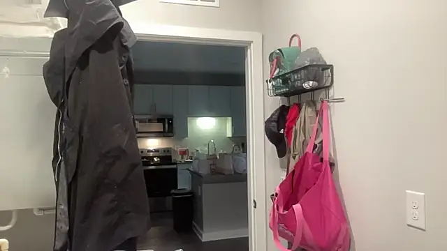 maddiliz online show from October 27, 2025, 5:06 pm