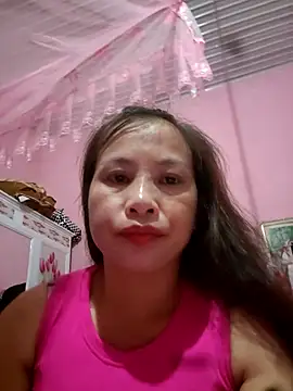 Snapshot of Yai_baby chatting on June 5, 2026, 2:56 pm Yai baby online show from June 5, 2026, 2:56 pm