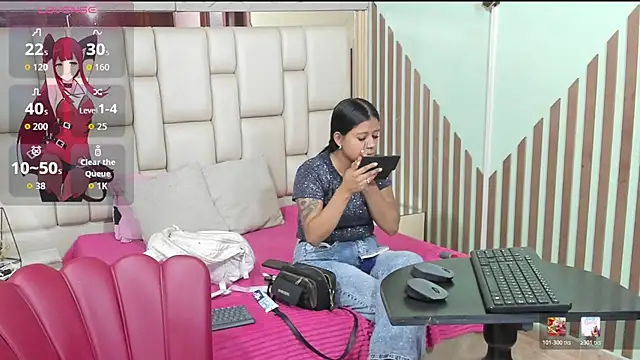 Snapshot of KatANDfer chatting on July 18, 2026, 1:26 pm KatANDfer online show from July 18, 2026, 1:26 pm