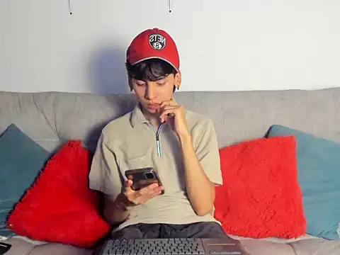 Snapshot of Angel_Dustt1 chatting on June 15, 2026, 10:12 pm Angel Dustt1 online show from June 15, 2026, 10:12 pm
