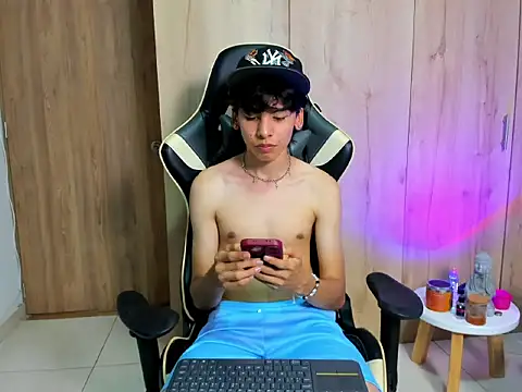 Snapshot of Angel_Dustt1 chatting on July 17, 2026, 8:03 pm Angel Dustt1 online show from July 17, 2026, 8:03 pm