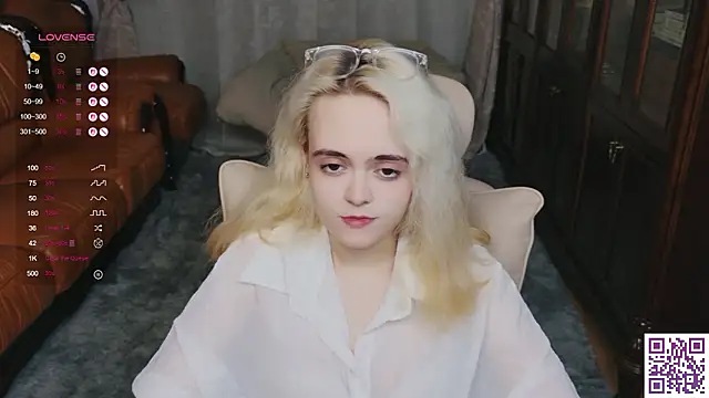 Oxcy Secret online show from July 24, 2026, 9:02 pm