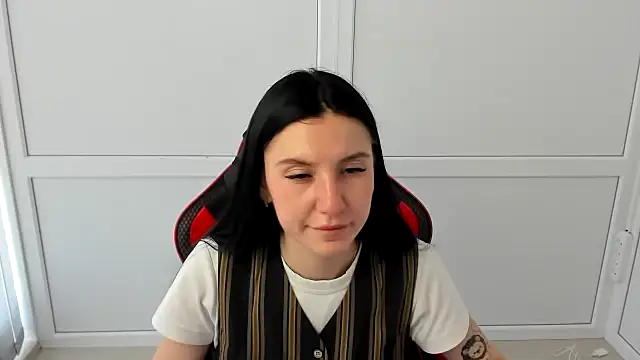 Snapshot of PatteMeoww chatting on June 11, 2026, 12:03 pm PatteMeoww online show from June 11, 2026, 12:03 pm
