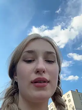 Polly Pop online show from June 8, 2026, 3:12 pm