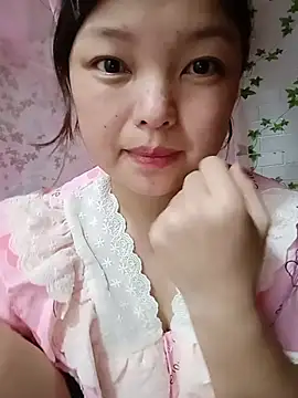 Linna-bae online show from July 3, 2026, 1:12 am