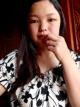Linna-bae online show from July 10, 2026, 2:05 am