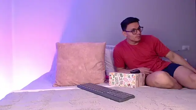 Snapshot of Missellis_ chatting on June 18, 2026, 12:09 pm Missellis online show from June 18, 2026, 12:09 pm