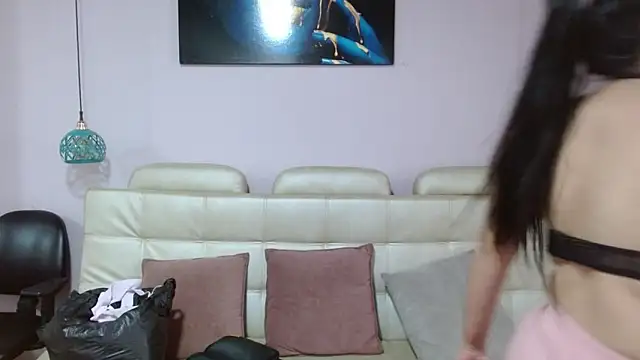 Snapshot of Hana_MorganX chatting on June 17, 2026, 8:32 pm Hana MorganX online show from June 17, 2026, 8:32 pm