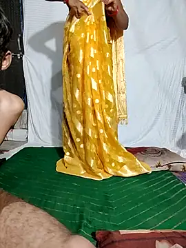 Snapshot of saritabhabixxx chatting on July 28, 2026, 8:52 pm saritabhabixxx online show from July 28, 2026, 8:52 pm