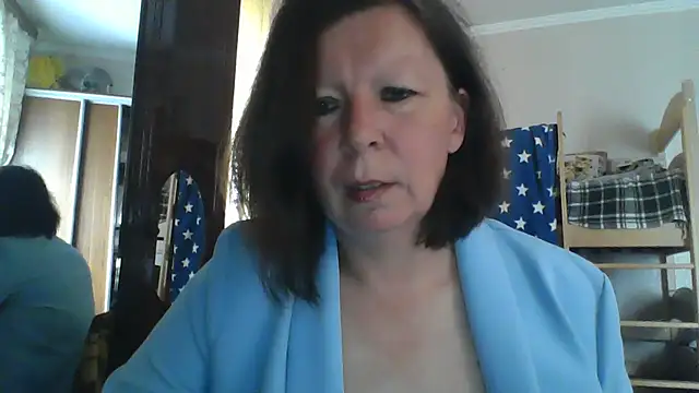 Snapshot of Schastlivaya43 chatting on June 8, 2026, 7:53 am Schastlivaya43 online show from June 8, 2026, 7:53 am