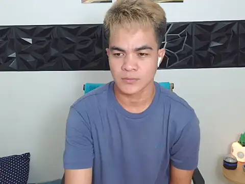 yourmikexxx online show from July 25, 2026, 7:17 am
