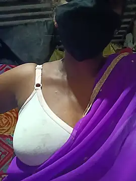 Snapshot of Bhumi_26 chatting on June 10, 2026, 5:23 pm Bhumi 26 online show from June 10, 2026, 5:23 pm