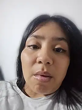 Snapshot of Amber_Herrera chatting on July 1, 2026, 12:45 am Amber Herrera online show from July 1, 2026, 12:45 am