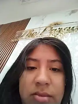 Snapshot of Amber_Herrera chatting on July 20, 2026, 12:18 pm Amber Herrera online show from July 20, 2026, 12:18 pm