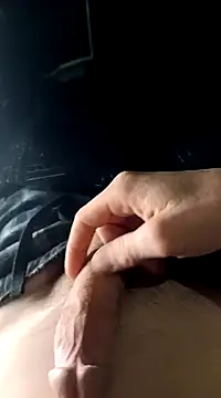 Mstrdstrctn7 online show from March 16, 2025, 3:36 am