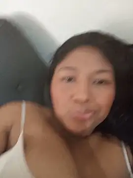 Snapshot of MoonMua chatting on June 10, 2026, 6:07 pm MoonMua online show from June 10, 2026, 6:07 pm