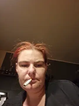 GoldenWifee online show from July 30, 2026, 4:22 am