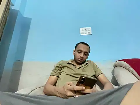 disha22991 online show from June 25, 2026, 9:52 pm