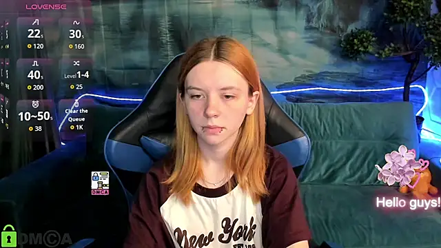 Snapshot of CarolInWonderland chatting on June 12, 2026, 6:45 am CarolInWonderland online show from June 12, 2026, 6:45 am