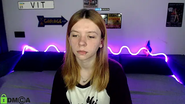 CarolInWonderland online show from June 30, 2026, 6:36 am