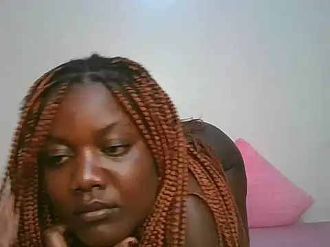 Snapshot of Fairycuddle24 chatting on June 8, 2026, 4:29 pm Fairycuddle24 online show from June 8, 2026, 4:29 pm