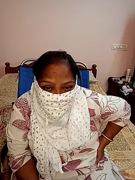 Snapshot of preeti_telugu chatting on June 5, 2026, 2:45 pm preeti telugu online show from June 5, 2026, 2:45 pm